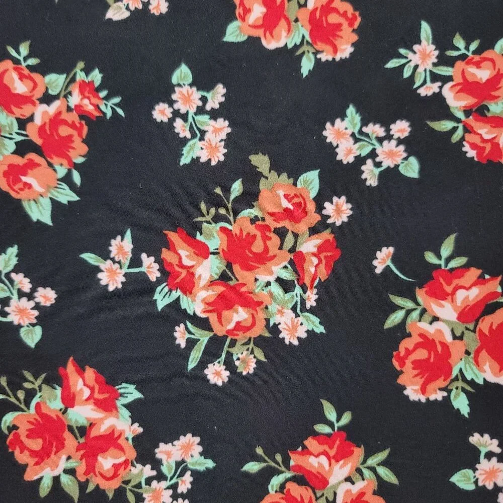 Faded Glory Womens Sz L Red Roses Floral Black Tank Top Y2K Romantic Retro Flowy - Picture 2 of 10